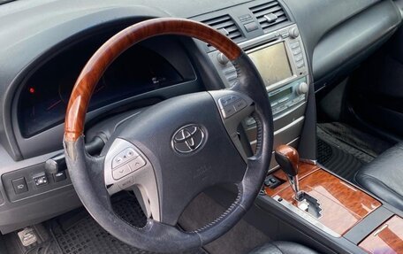 Toyota Camry, 2008 год, 900 000 рублей, 22 фотография