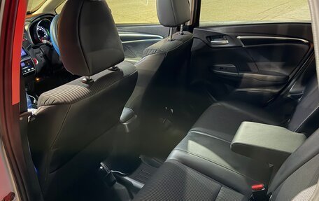 Honda Fit III, 2018 год, 1 140 000 рублей, 15 фотография