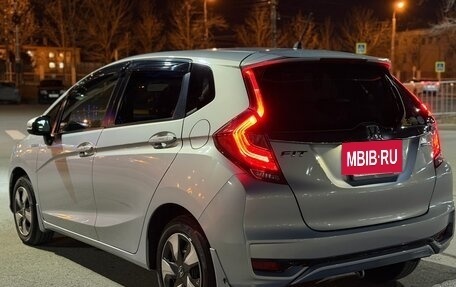 Honda Fit III, 2018 год, 1 140 000 рублей, 24 фотография