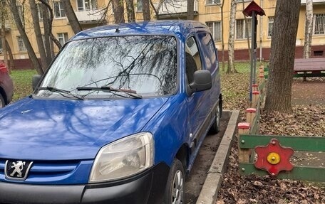 Peugeot Partner II рестайлинг 2, 2009 год, 260 000 рублей, 1 фотография