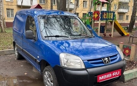 Peugeot Partner II рестайлинг 2, 2009 год, 260 000 рублей, 2 фотография