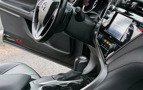 Toyota Camry, 2020 год, 2 399 999 рублей, 10 фотография