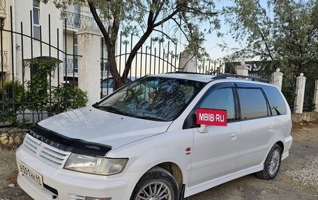 Mitsubishi Chariot III, 2000 год, 450 000 рублей, 3 фотография