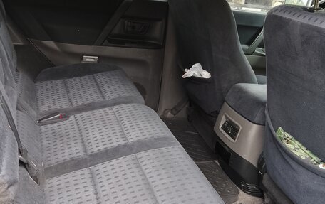 Mitsubishi Pajero III рестайлинг, 2002 год, 630 000 рублей, 3 фотография