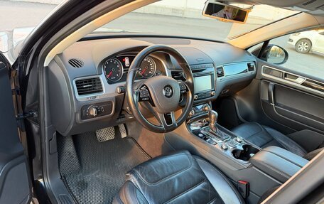 Volkswagen Touareg III, 2015 год, 2 599 999 рублей, 4 фотография
