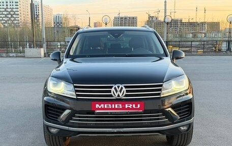 Volkswagen Touareg III, 2015 год, 2 599 999 рублей, 12 фотография