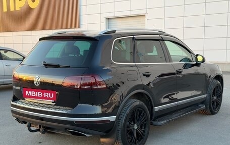Volkswagen Touareg III, 2015 год, 2 599 999 рублей, 10 фотография