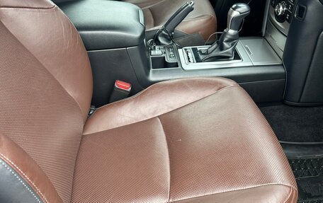 Toyota Land Cruiser Prado 150 рестайлинг 2, 2018 год, 6 500 000 рублей, 5 фотография