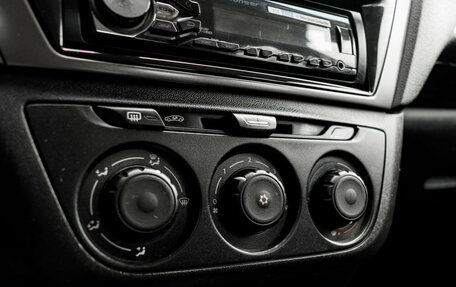 Peugeot 301 I рестайлинг, 2013 год, 380 000 рублей, 15 фотография