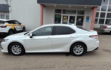 Toyota Camry, 2019 год, 2 490 000 рублей, 3 фотография