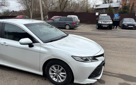 Toyota Camry, 2019 год, 2 490 000 рублей, 7 фотография