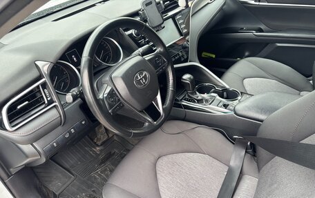 Toyota Camry, 2019 год, 2 490 000 рублей, 10 фотография