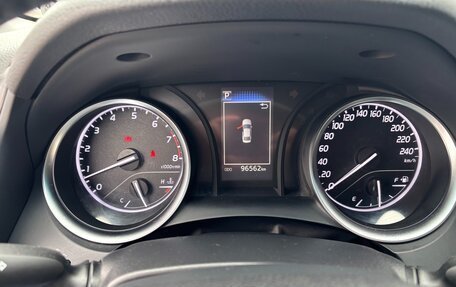 Toyota Camry, 2019 год, 2 490 000 рублей, 15 фотография