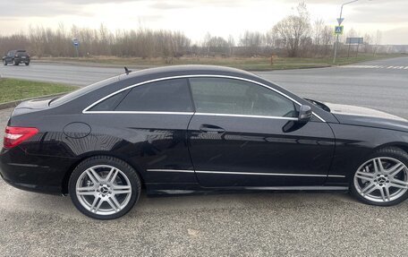 Mercedes-Benz E-Класс, 2012 год, 1 450 000 рублей, 9 фотография