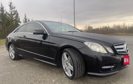 Mercedes-Benz E-Класс, 2012 год, 1 450 000 рублей, 10 фотография