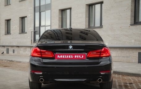 BMW 5 серия, 2018 год, 2 850 000 рублей, 6 фотография