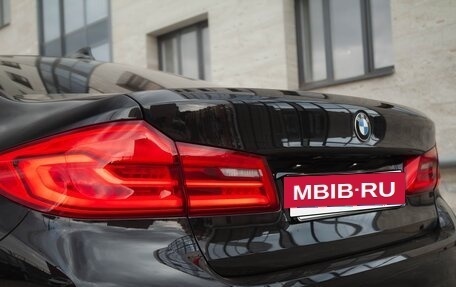 BMW 5 серия, 2018 год, 2 850 000 рублей, 9 фотография