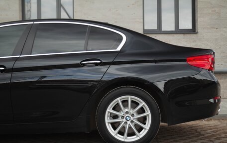 BMW 5 серия, 2018 год, 2 850 000 рублей, 15 фотография