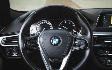 BMW 5 серия, 2018 год, 2 850 000 рублей, 25 фотография