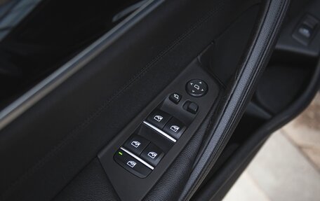 BMW 5 серия, 2018 год, 2 850 000 рублей, 36 фотография