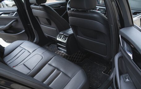 BMW 5 серия, 2018 год, 2 850 000 рублей, 34 фотография