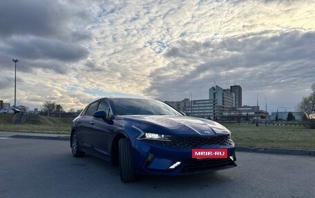 KIA K5, 2021 год, 2 500 000 рублей, 2 фотография