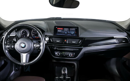 BMW 1 серия, 2020 год, 2 690 000 рублей, 13 фотография