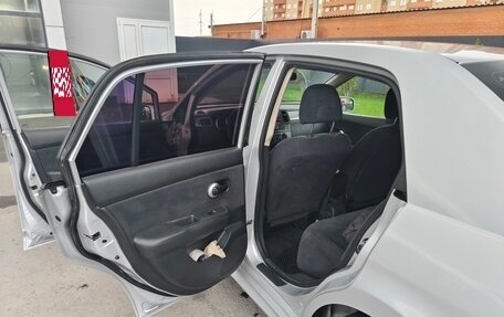 Nissan Tiida, 2010 год, 640 000 рублей, 10 фотография