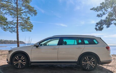 Volkswagen Passat B8 рестайлинг, 2019 год, 2 400 000 рублей, 7 фотография