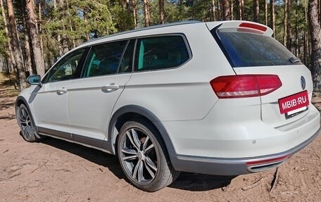 Volkswagen Passat B8 рестайлинг, 2019 год, 2 400 000 рублей, 3 фотография