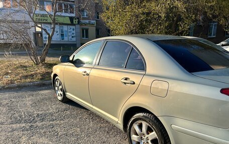 Toyota Avensis III рестайлинг, 2006 год, 750 000 рублей, 4 фотография