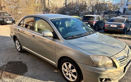 Toyota Avensis III рестайлинг, 2006 год, 750 000 рублей, 3 фотография