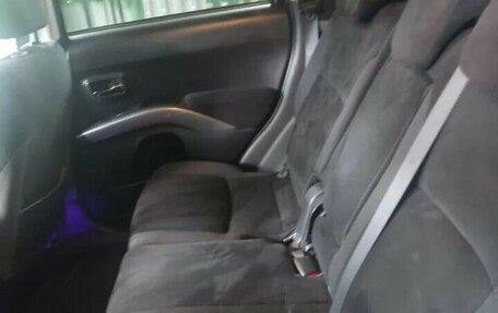 Mitsubishi Outlander III рестайлинг 3, 2007 год, 1 140 000 рублей, 2 фотография