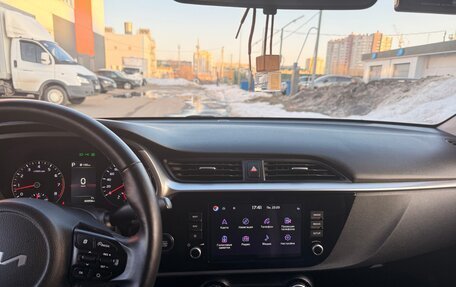 KIA Rio IV, 2021 год, 1 710 000 рублей, 2 фотография