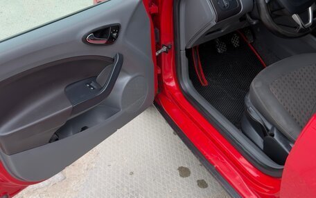 SEAT Ibiza IV рестайлинг 2, 2008 год, 370 000 рублей, 12 фотография