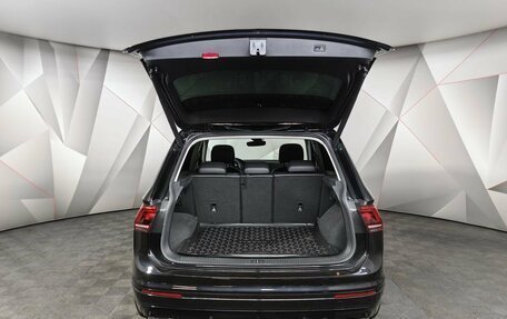 Volkswagen Tiguan II, 2020 год, 3 115 000 рублей, 11 фотография