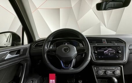 Volkswagen Tiguan II, 2020 год, 3 115 000 рублей, 18 фотография
