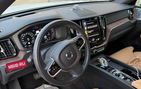 Volvo XC60 II, 2021 год, 5 800 000 рублей, 7 фотография