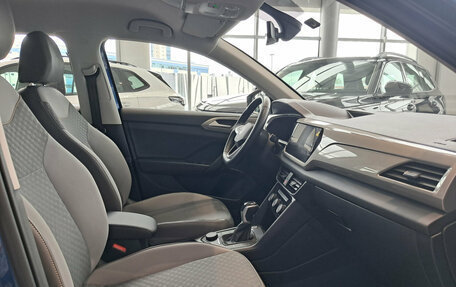 Volkswagen Taos, 2022 год, 2 799 000 рублей, 13 фотография