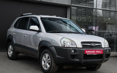 Hyundai Tucson III, 2008 год, 790 000 рублей, 3 фотография