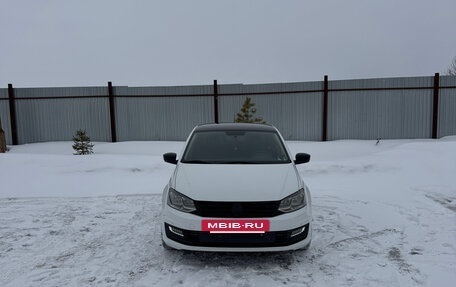 Volkswagen Polo VI (EU Market), 2019 год, 827 000 рублей, 2 фотография