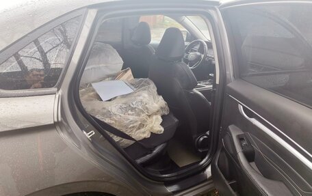 Geely Emgrand, 2024 год, 1 550 000 рублей, 11 фотография