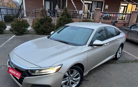 Honda Accord IX рестайлинг, 2018 год, 1 980 000 рублей, 2 фотография