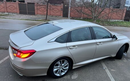 Honda Accord IX рестайлинг, 2018 год, 1 980 000 рублей, 16 фотография