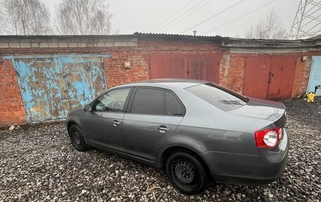 Volkswagen Jetta VI, 2009 год, 473 000 рублей, 3 фотография