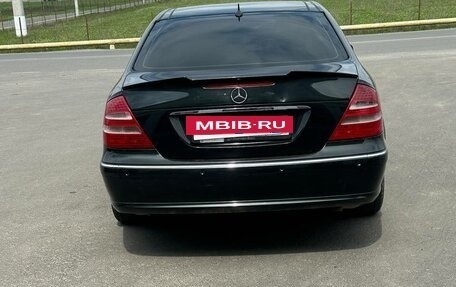 Mercedes-Benz E-Класс, 2004 год, 1 000 000 рублей, 2 фотография