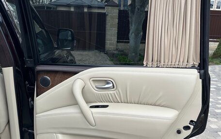 Infiniti QX56, 2012 год, 2 500 000 рублей, 24 фотография