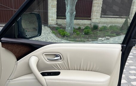 Infiniti QX56, 2012 год, 2 500 000 рублей, 28 фотография