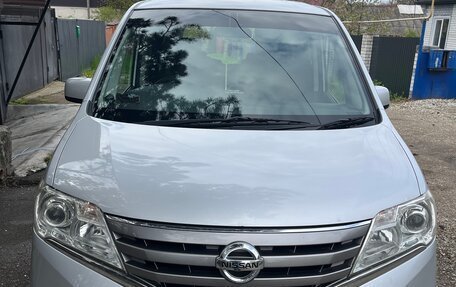 Nissan Serena IV, 2013 год, 1 350 000 рублей, 2 фотография