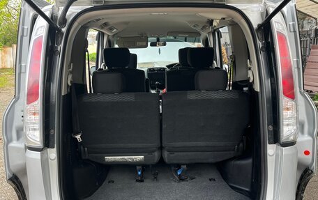 Nissan Serena IV, 2013 год, 1 350 000 рублей, 12 фотография